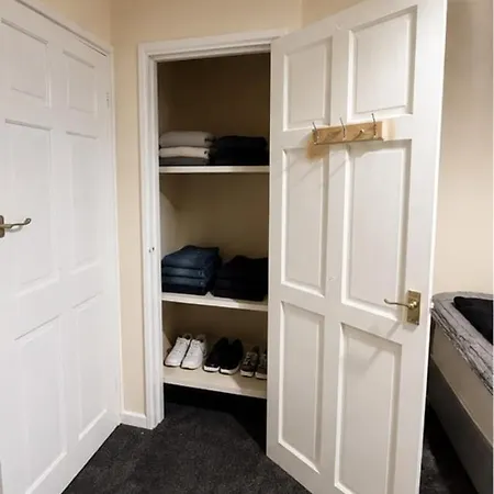 Apartamento Long Welcome Free Parking Wifi Smart Tv Transport Links Bradford (West Yorkshire)